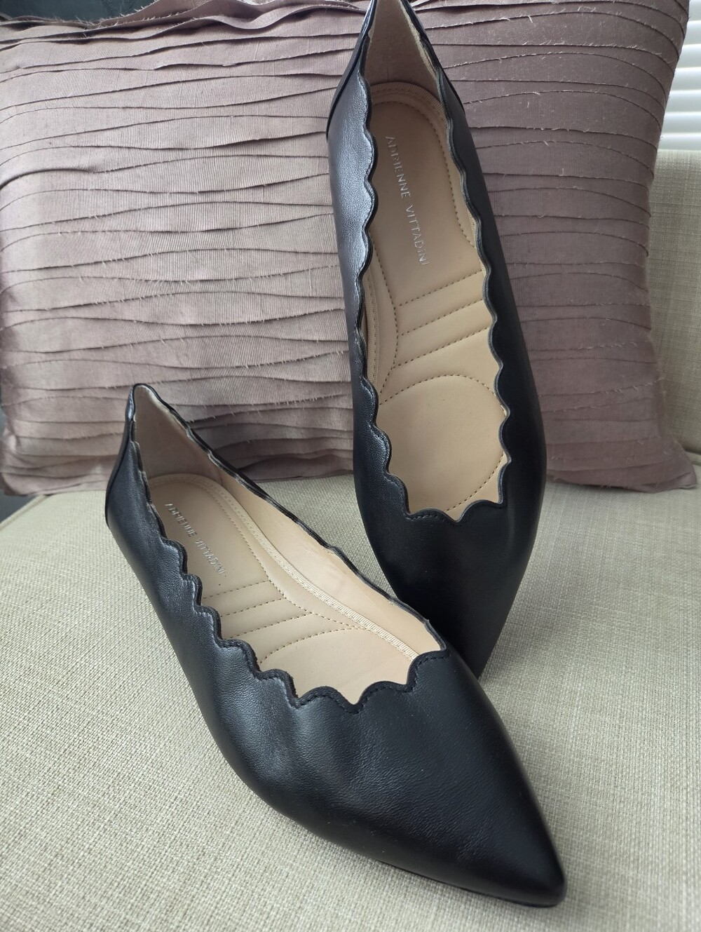 Adrienne Vittadini Black Scalloped Pointed Toe Flats New Without Box